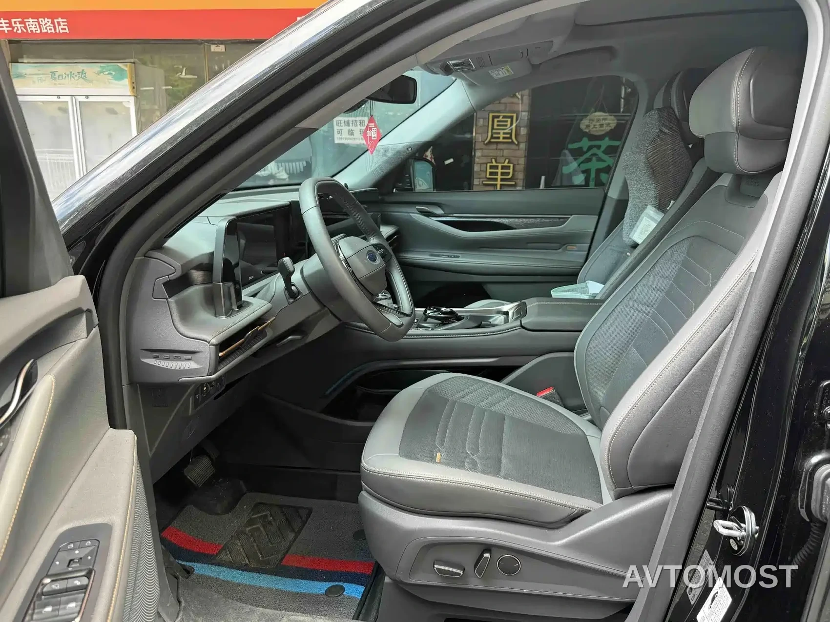 Ford Edge 2023 Edge L 2.0T EcoBoost E Hybrid AWD 7-Seater Premium — фото 7