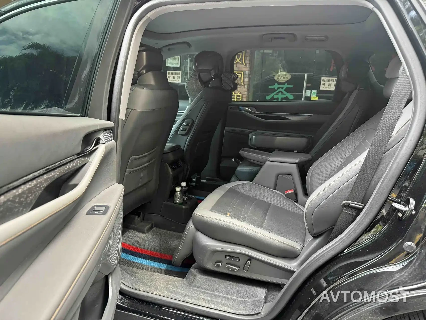 Ford Edge 2023 Edge L 2.0T EcoBoost E Hybrid AWD 7-Seater Premium — фото 8