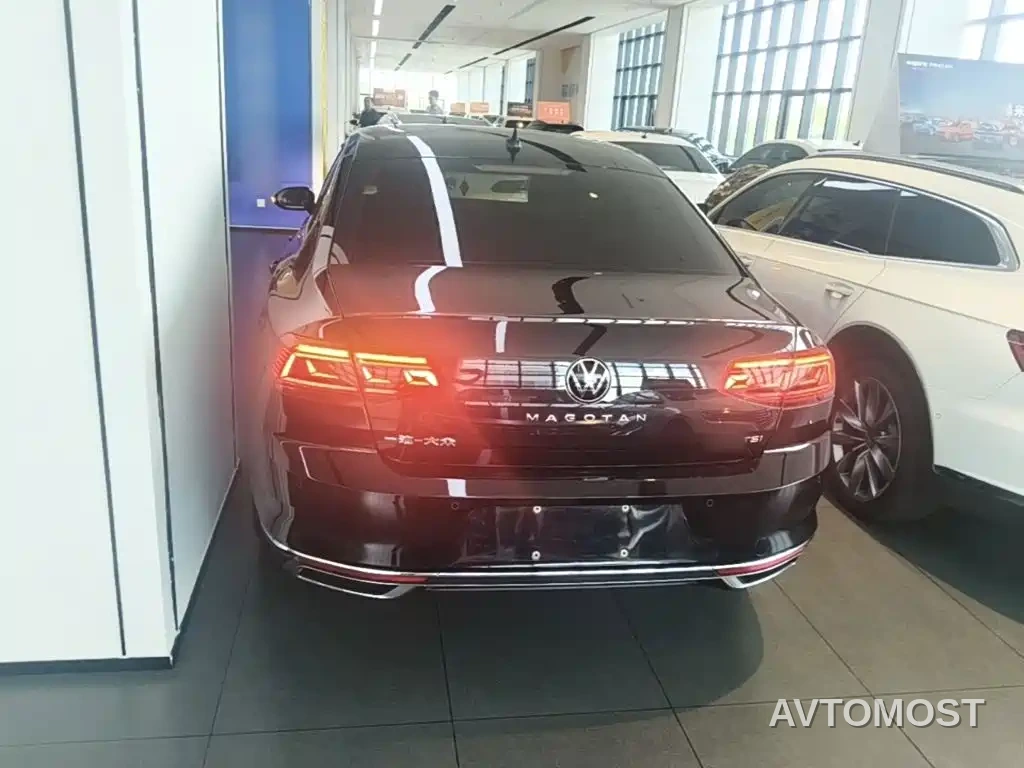 Volkswagen Magotan 2020 330TSI DSG Leading — фото 5