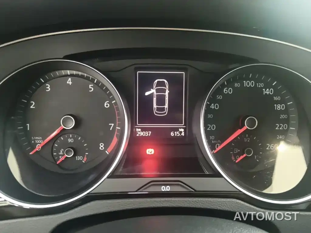 Volkswagen Magotan 2020 330TSI DSG Leading — фото 11