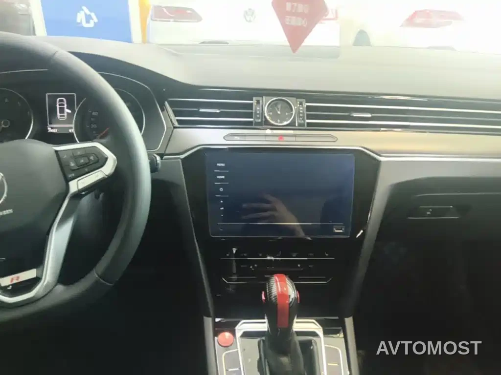 Volkswagen Magotan 2020 330TSI DSG Leading — фото 12