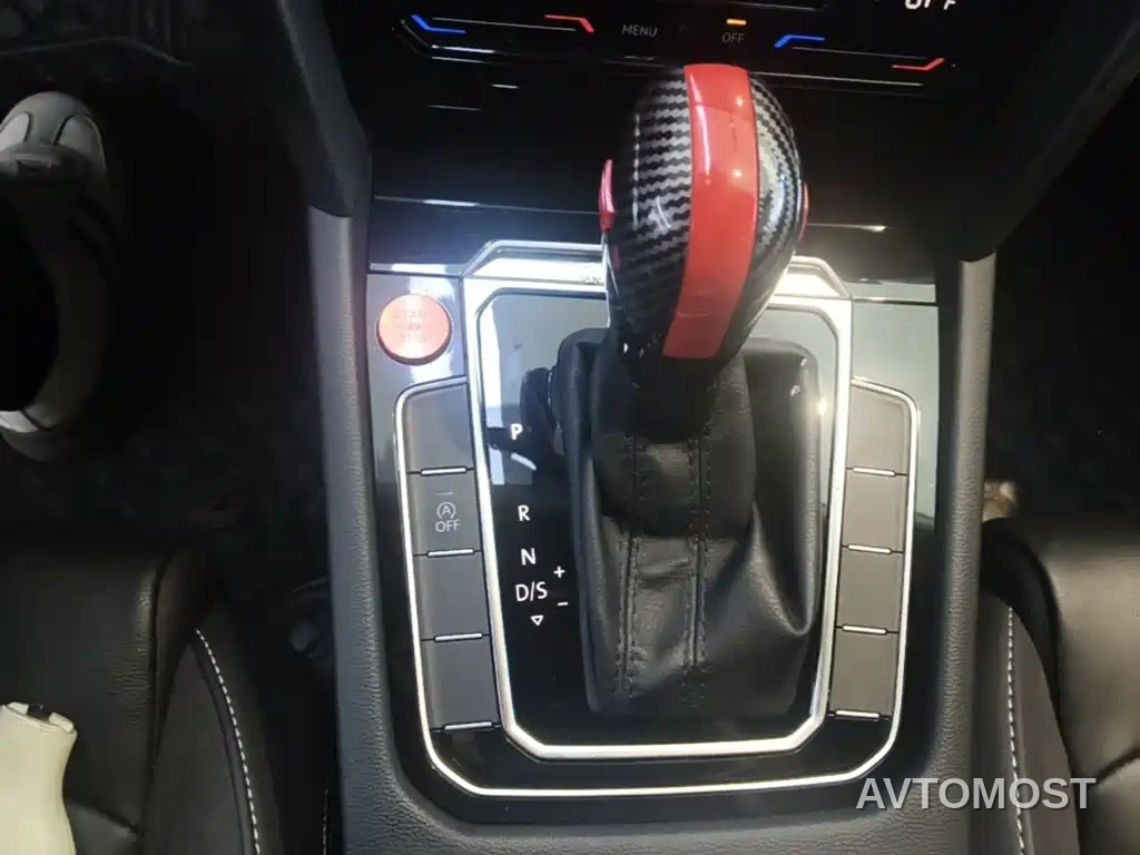 Volkswagen Magotan 2020 330TSI DSG Leading — фото 13