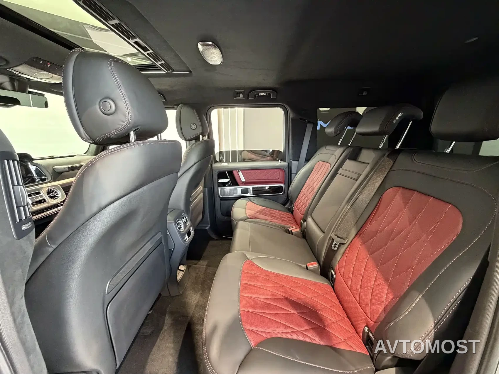 Mercedes-Benz G-Class AMG 2025 AMG G 63 — фото 6