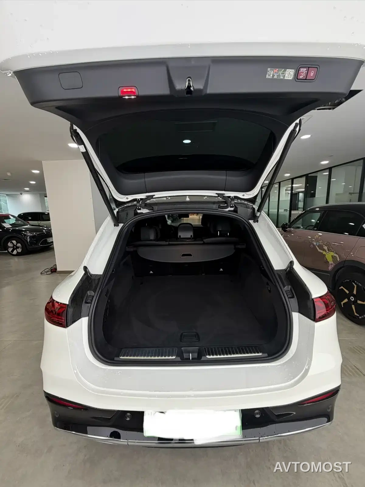 Mercedes-Benz EQS SUV 2023 450+ — фото 4
