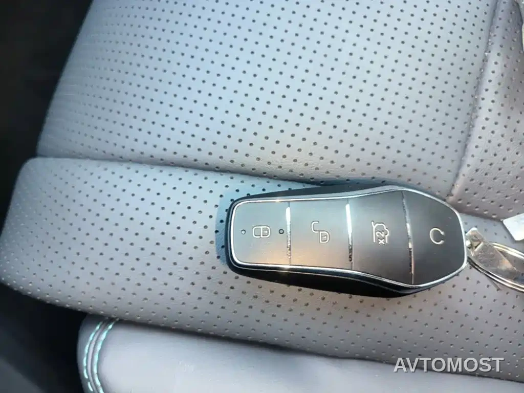 BYD Hai Shi 07 DM-i 2025 150 Pilot+ Edition — фото 9