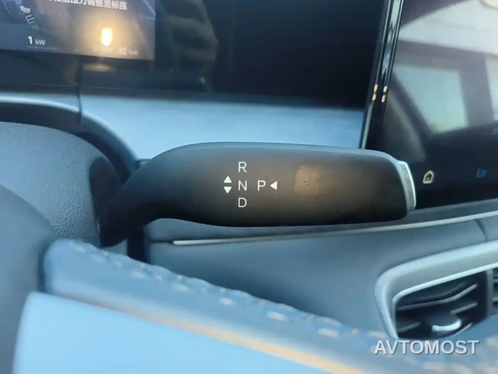 BYD Hai Shi 07 DM-i 2025 150 Pilot+ Edition — фото 13