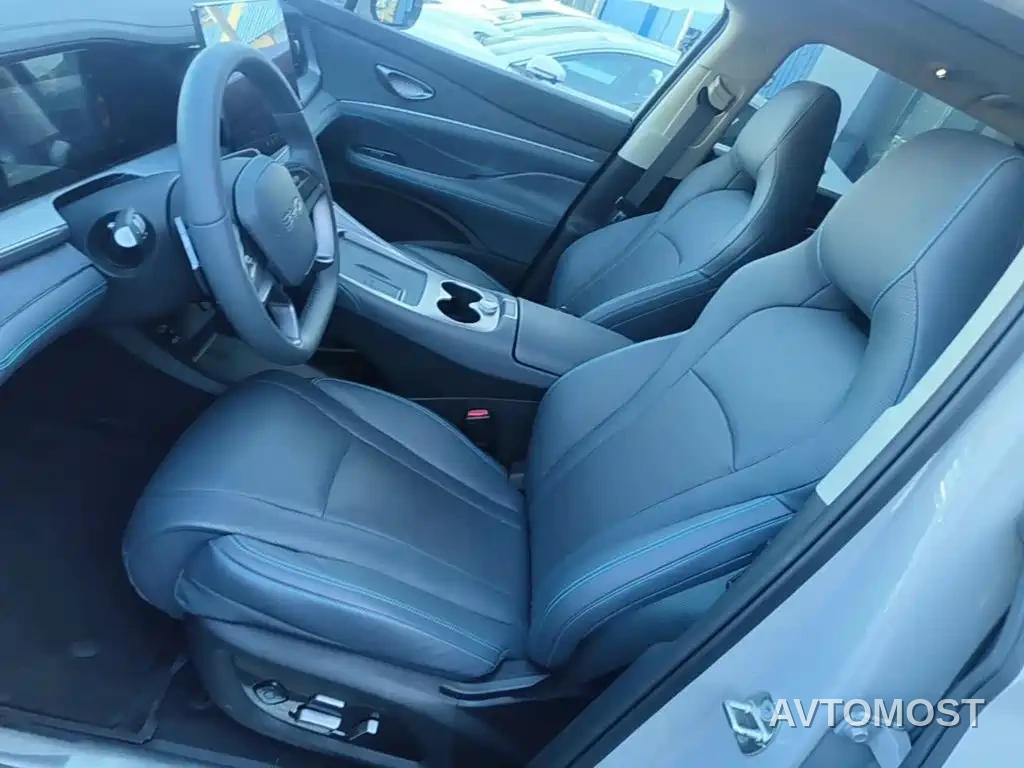 BYD Hai Shi 07 DM-i 2025 150 Pilot+ Edition — фото 14