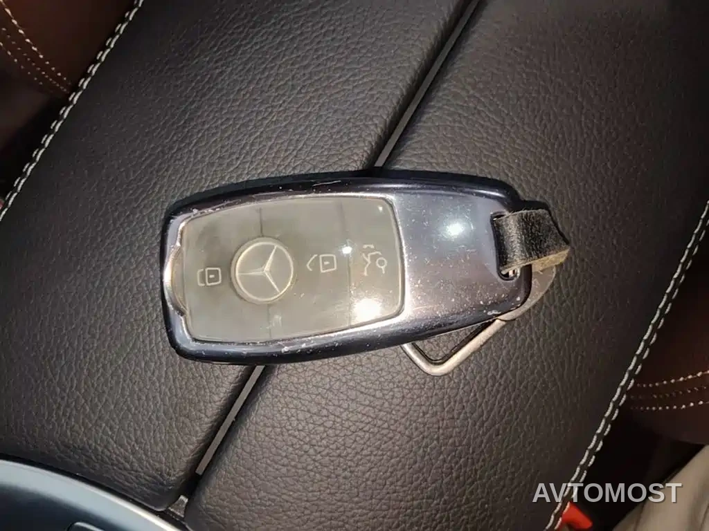 Mercedes-Benz GLC 2022 Facelift III GLC 260 L 4MATIC Dynamic — фото 5