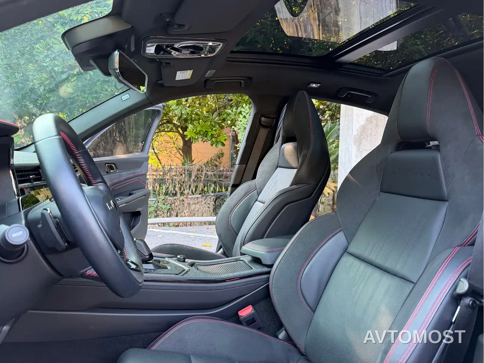 Lynk & Co 05 2023 2.0TD AWD Halo — фото 13