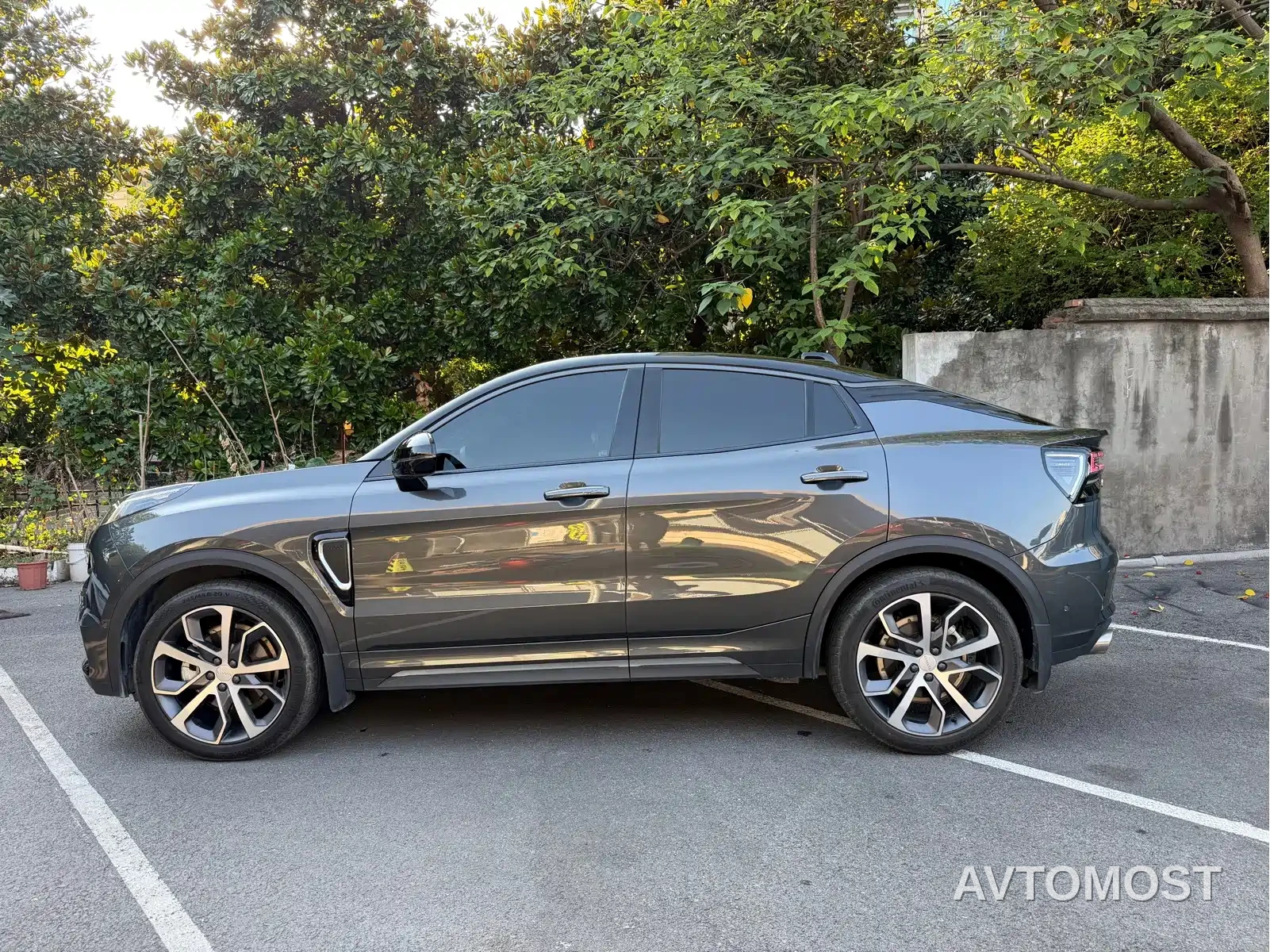 Lynk & Co 05 2023 2.0TD AWD Halo — фото 17