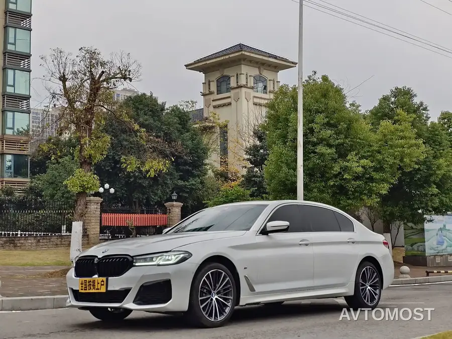 BMW 5 Series 2023 Facelift 530Li Leading M Sport Package