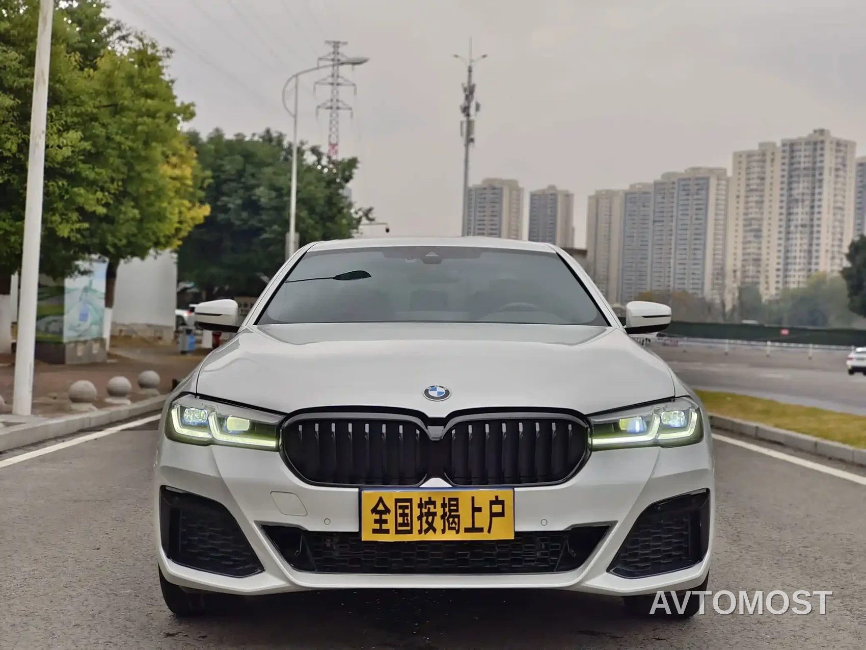 BMW 5 Series 2023 Facelift 530Li Leading M Sport Package — фото 2