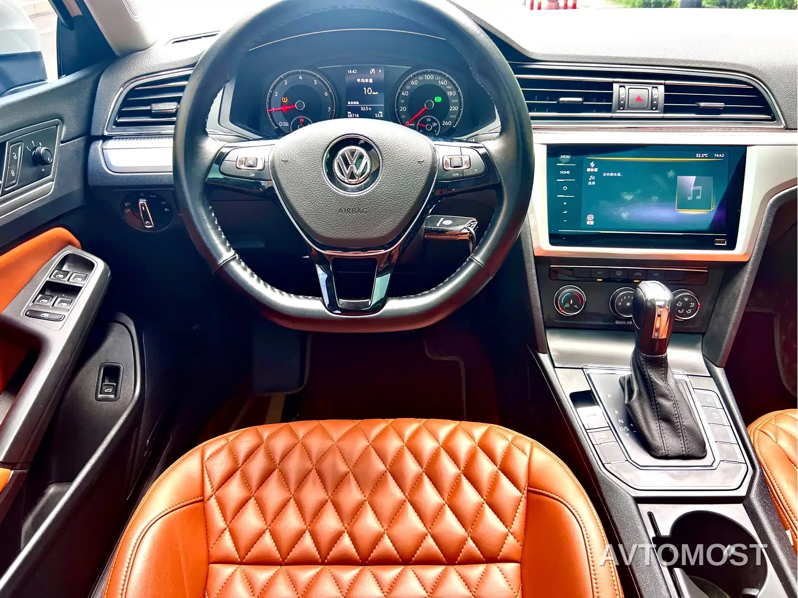 Volkswagen Lamando 2021 280TSI DSG Comfort Edition — фото 12