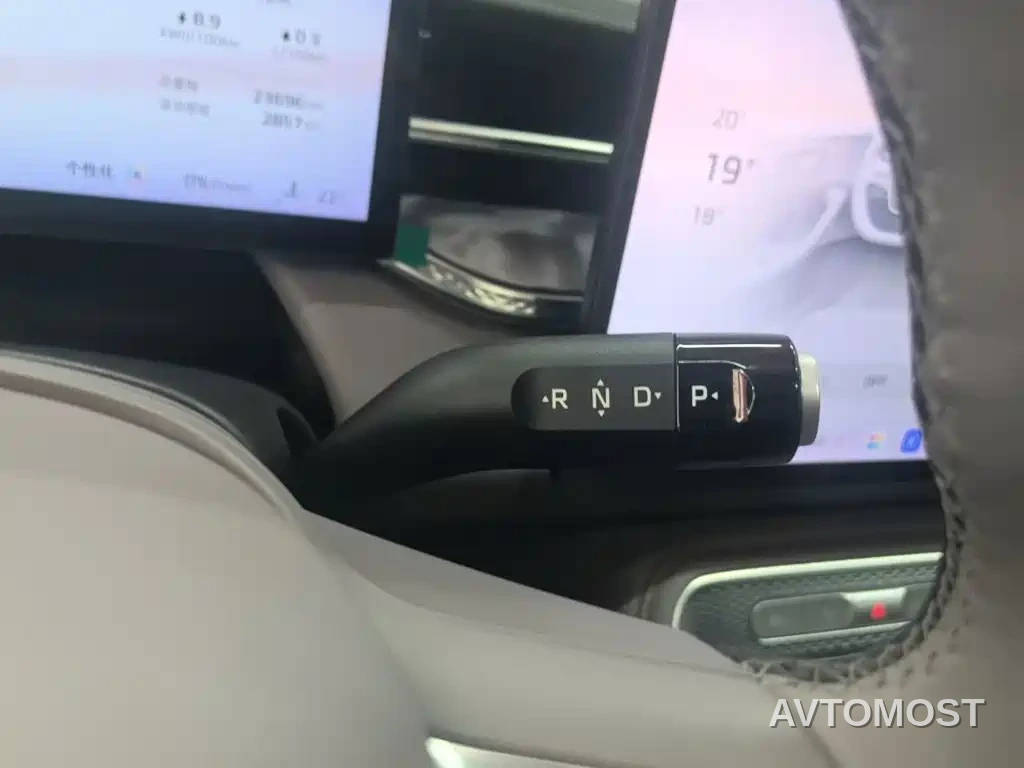 Roewe M7 DMH 2025 1.5T 115km Mid-range — фото 9