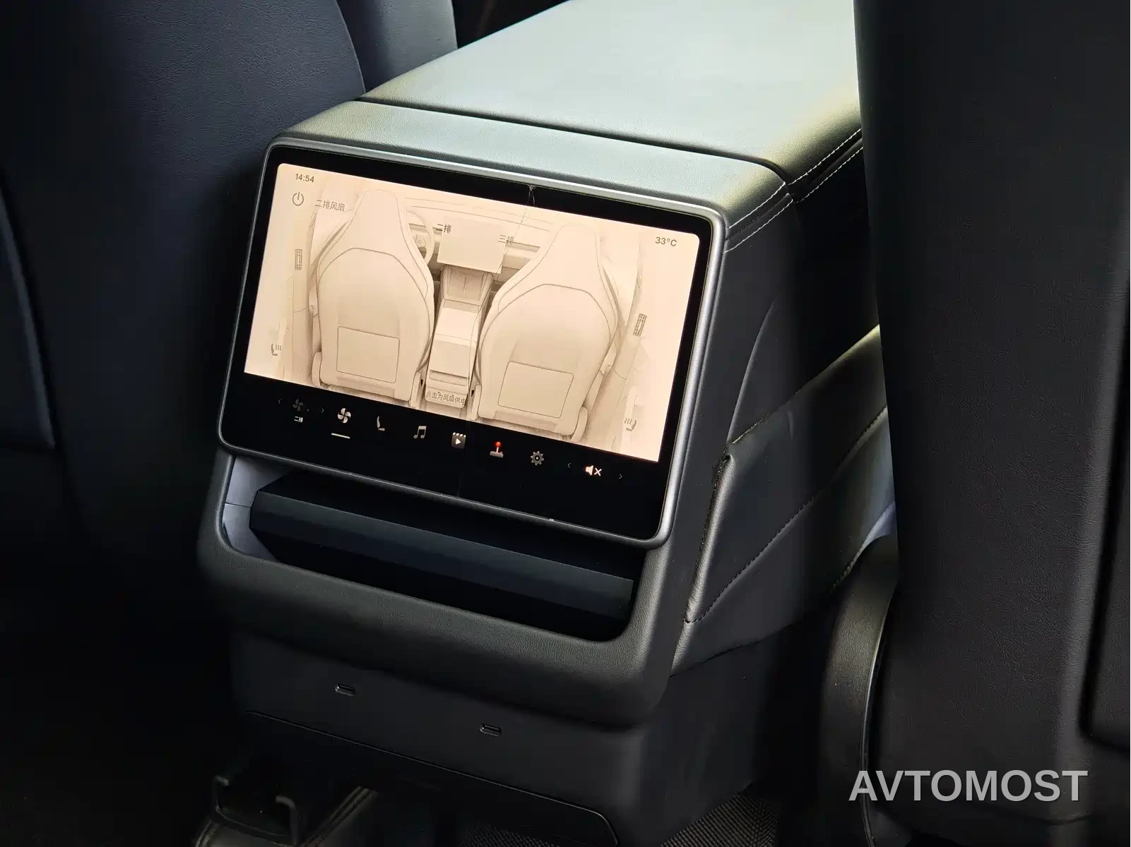 Tesla Model Y L 2025 Facelift Long Range AWD — фото 12