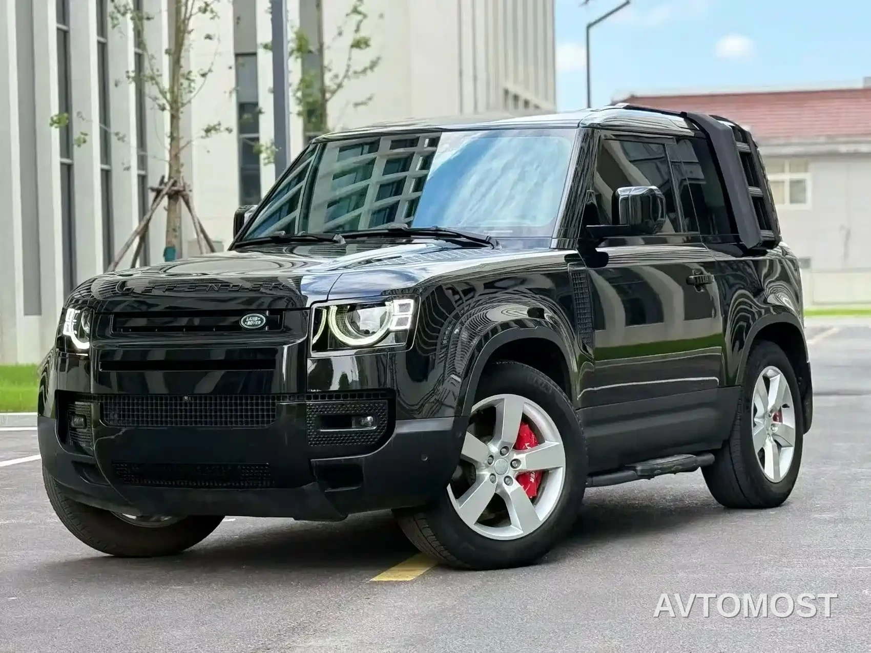 Land Rover Defender 2024 90 3.0T P400 HSE — фото 1
