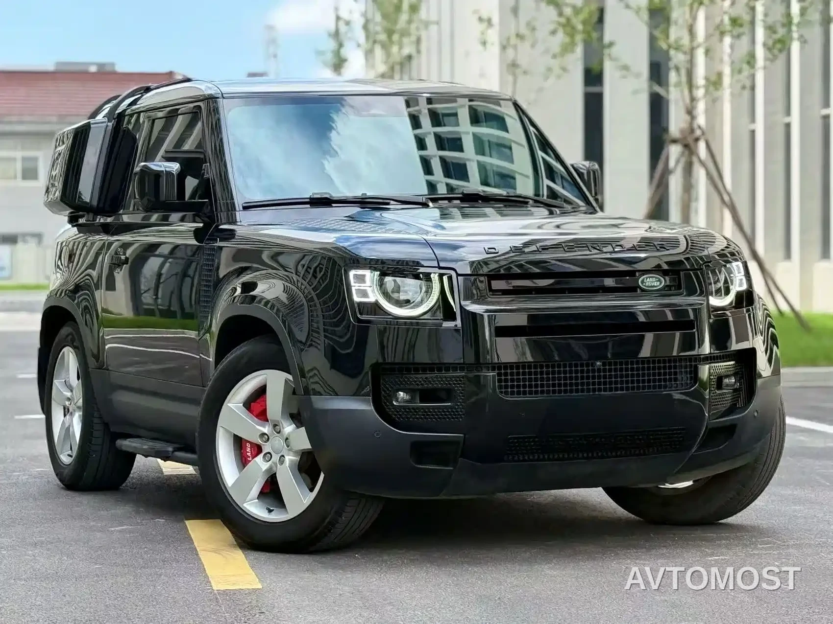 Land Rover Defender 2024 90 3.0T P400 HSE — фото 3