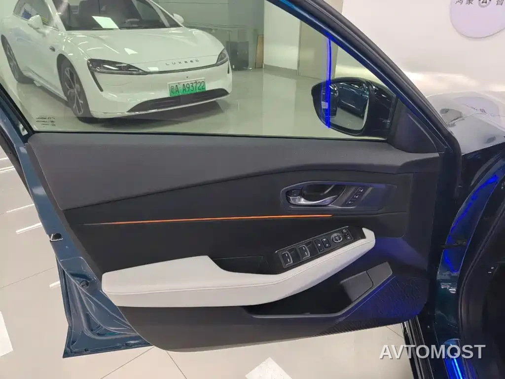 Honda Accord New Energy 2023 2.0L e:PHEV Flagship Edition — фото 28