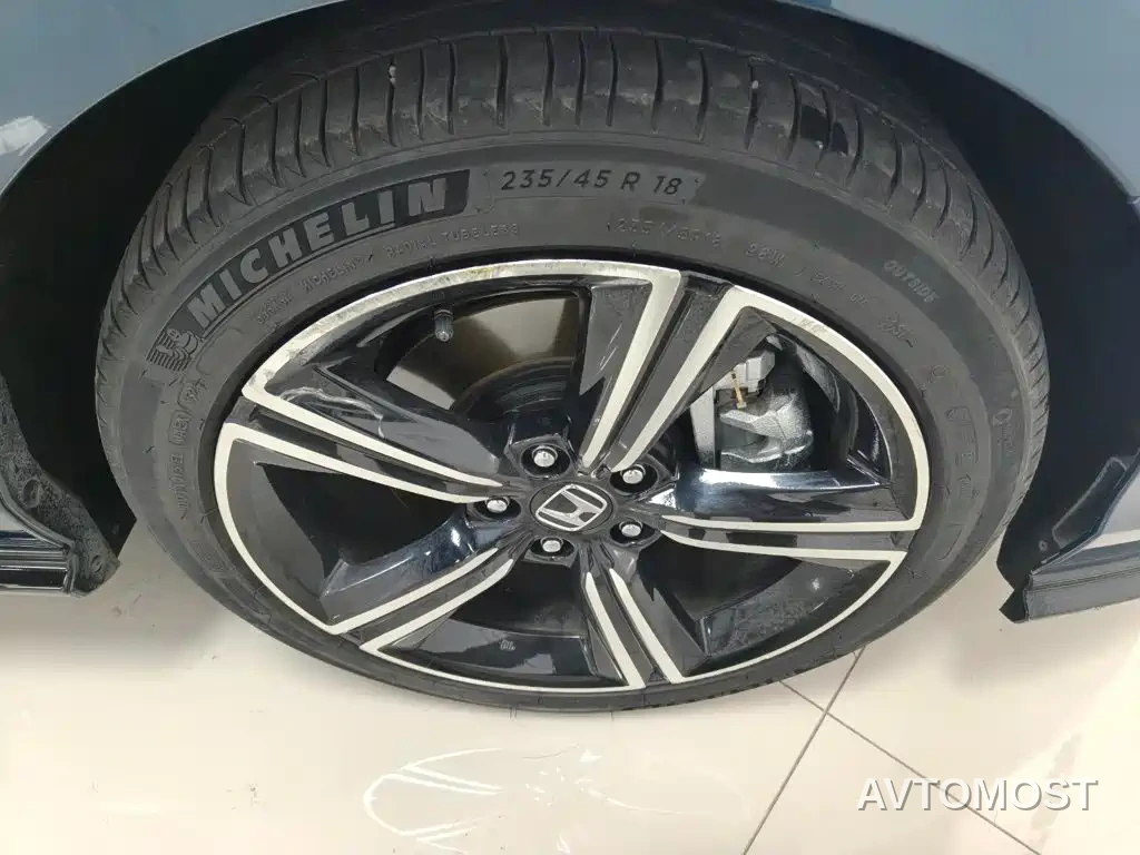 Honda Accord New Energy 2023 2.0L e:PHEV Flagship Edition — фото 30