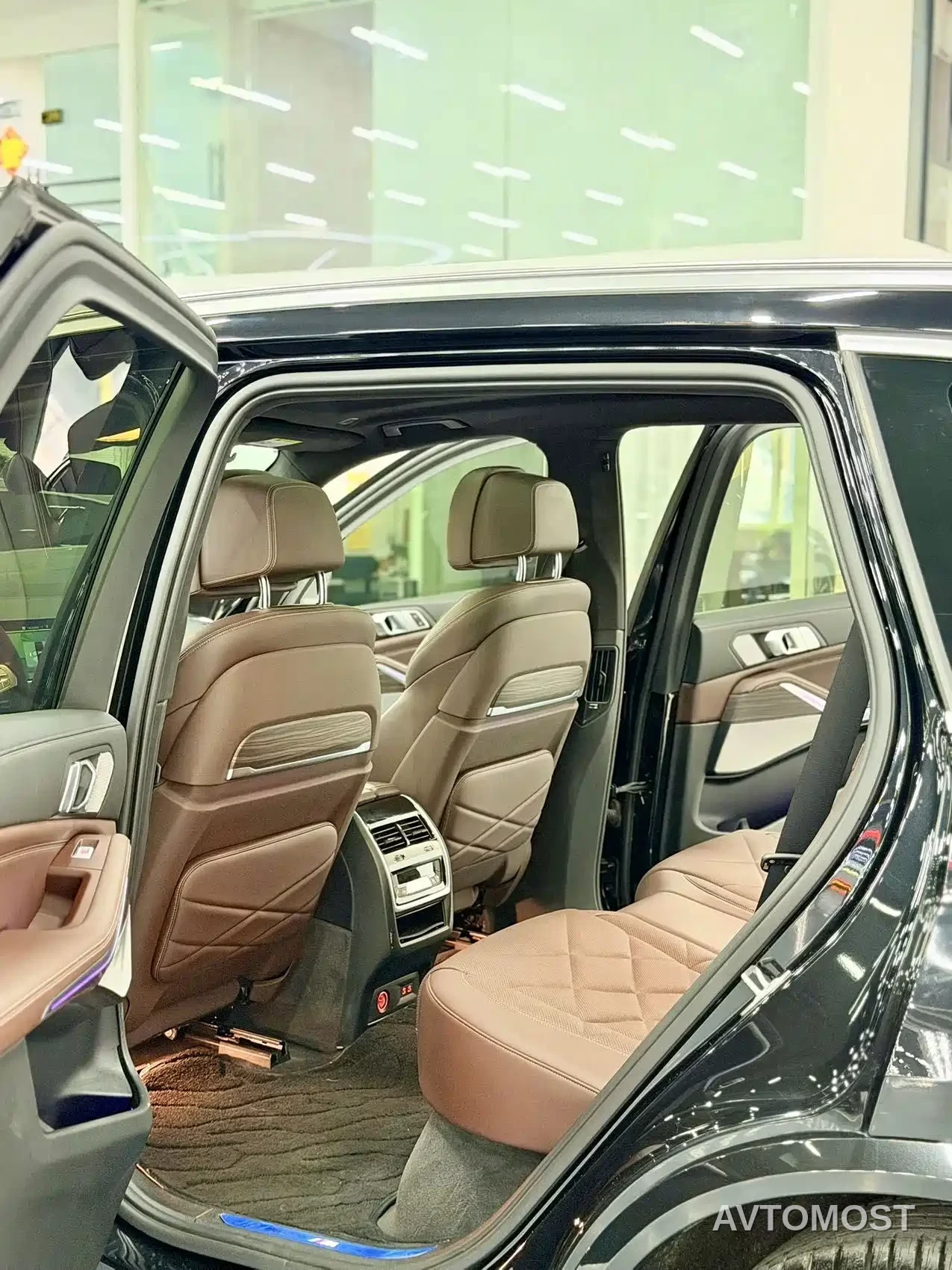 BMW X5 2022 Facelift xDrive 40Li Premium M Sport Package — фото 8