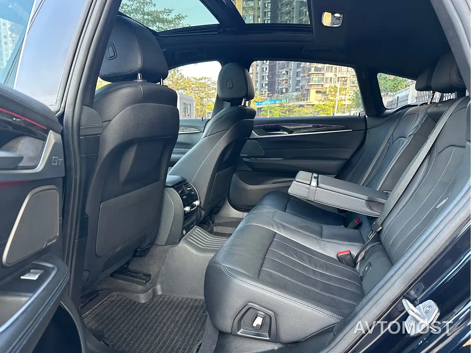 BMW 6 Series GT 2022 Model 630i M Sport Package — фото 5