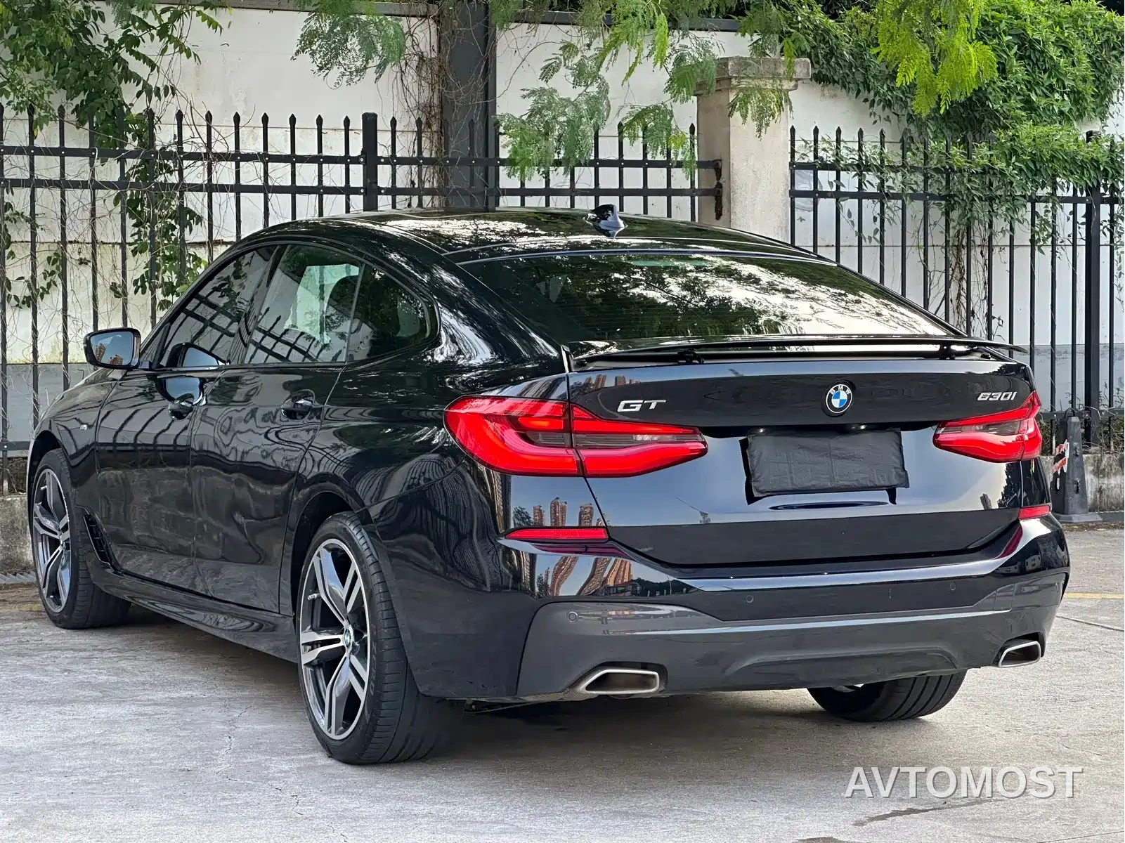 BMW 6 Series GT 2022 Model 630i M Sport Package — фото 12