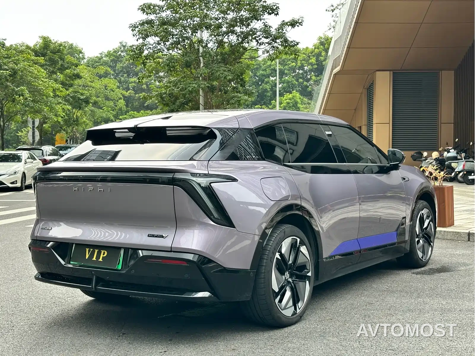 HiPhi Y 2023 560km Elite Edition — фото 4