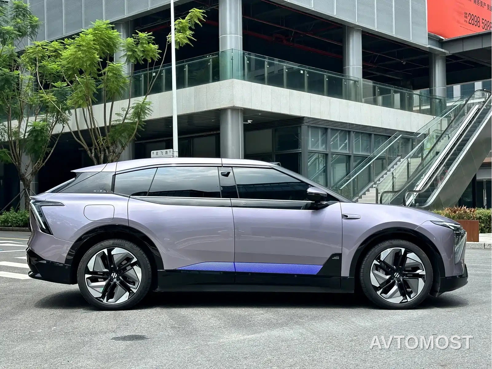 HiPhi Y 2023 560km Elite Edition — фото 7