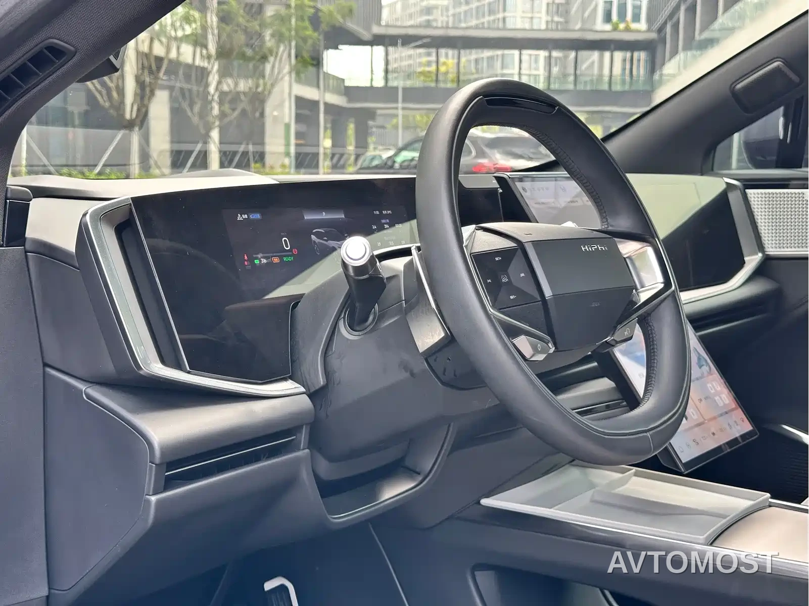HiPhi Y 2023 560km Elite Edition — фото 25
