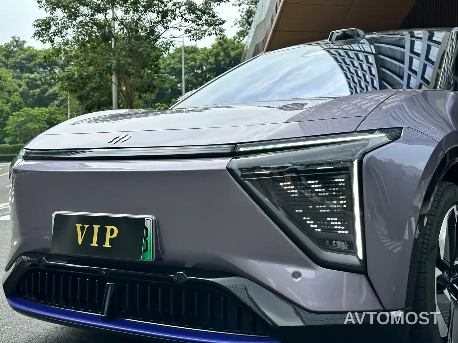 HiPhi Y 2023 560km Elite Edition — фото 28