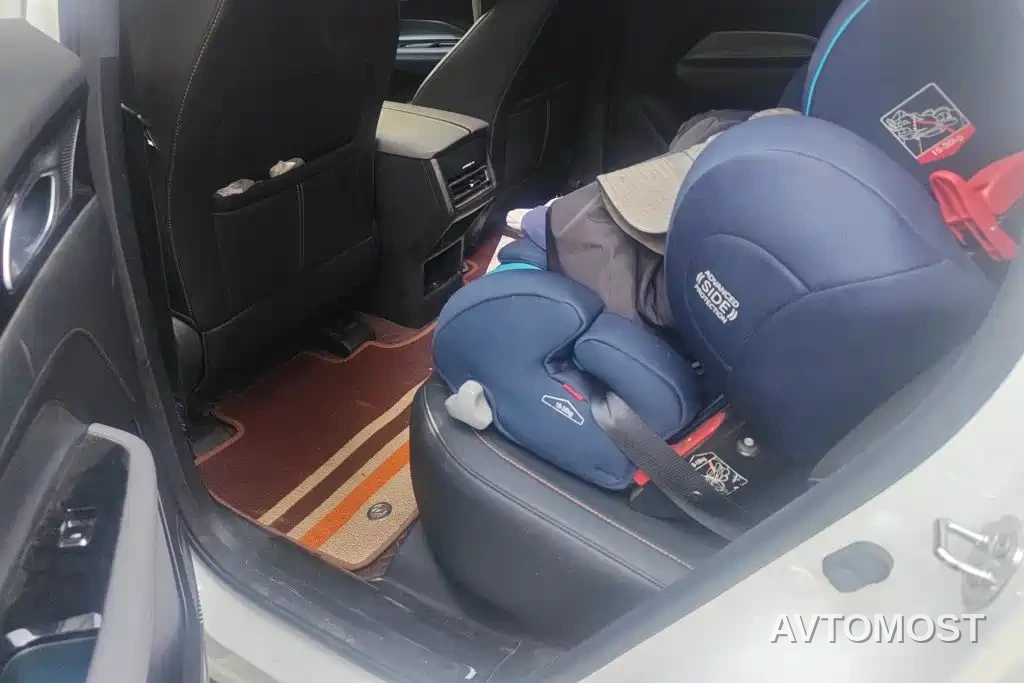 Changan Oshan Z6 EV 2023 Smart Electric iDD 150KM Flagship PLUS — фото 10