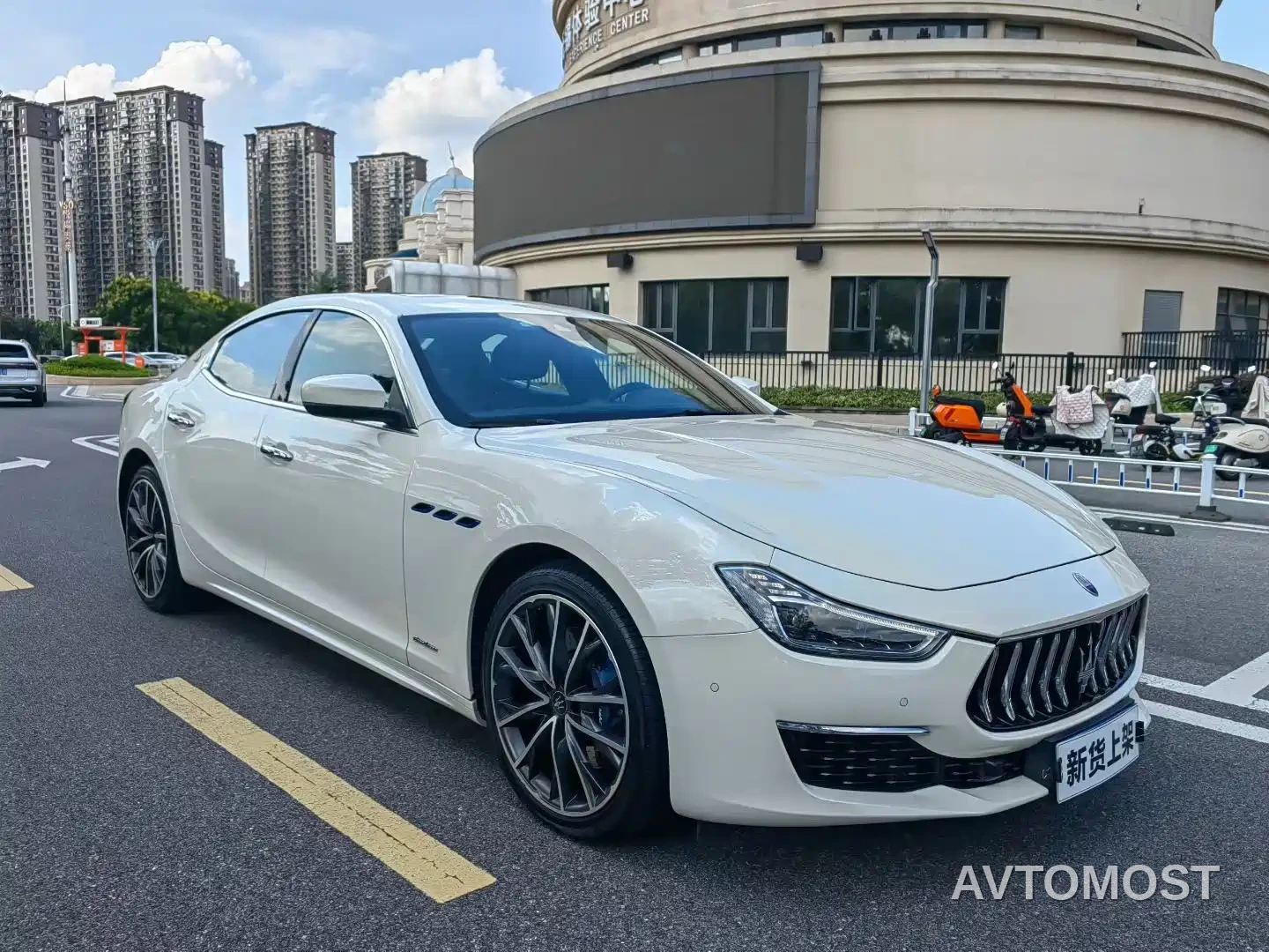 Maserati Ghibli 2021 2.0T Edge Edition — фото 3