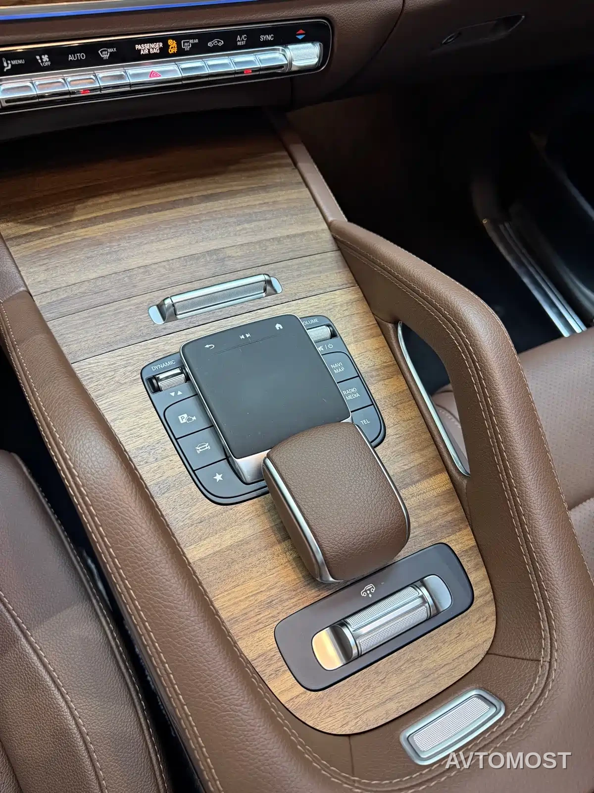 Mercedes-Benz GLS 2024 Model GLS 450 4MATIC Dynamic — фото 10