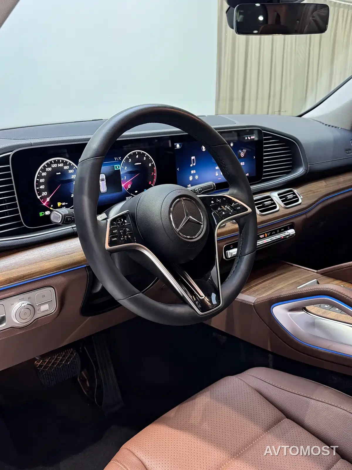 Mercedes-Benz GLS 2024 Model GLS 450 4MATIC Dynamic — фото 12