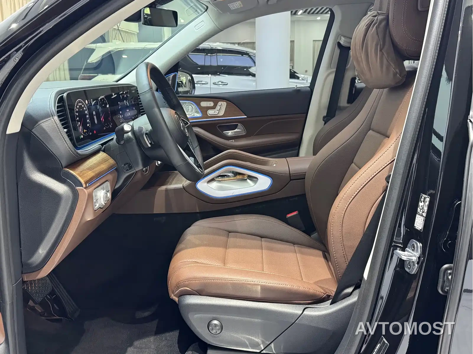 Mercedes-Benz GLS 2024 Model GLS 450 4MATIC Dynamic — фото 13