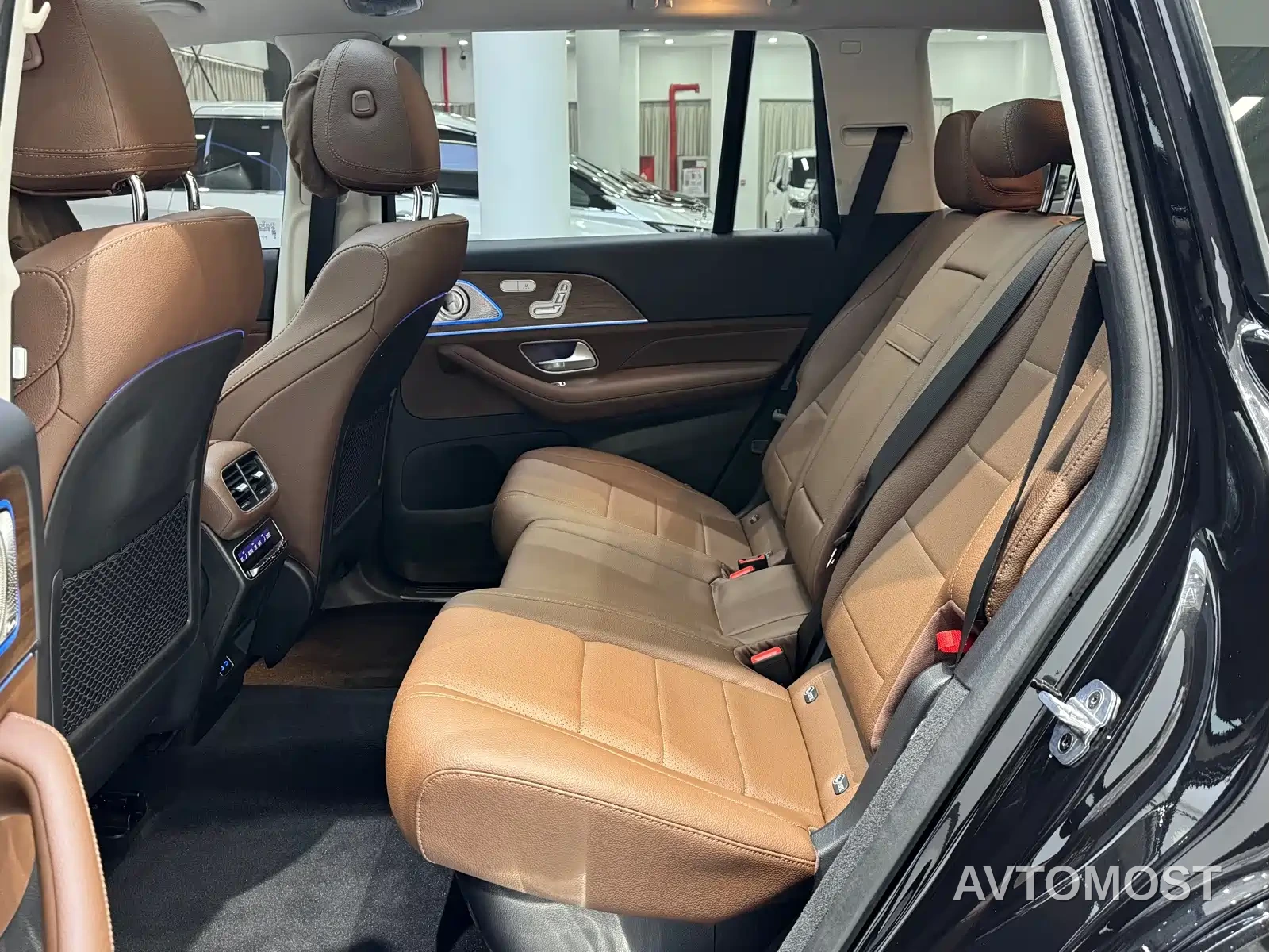 Mercedes-Benz GLS 2024 Model GLS 450 4MATIC Dynamic — фото 14