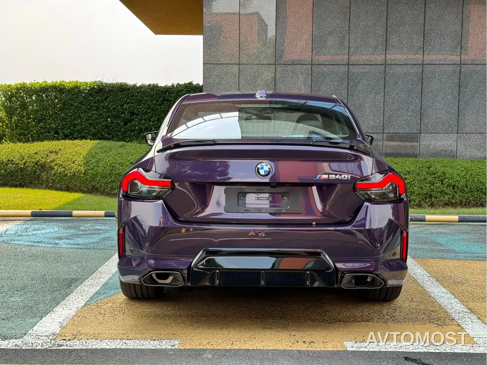 BMW M240i 2025 M240i xDrive — фото 14