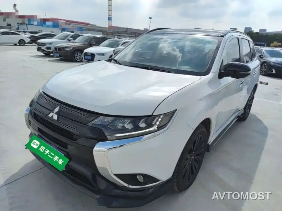 Mitsubishi Outlander 2021 2.4L 4WD Yaodong Edition 5-seater
