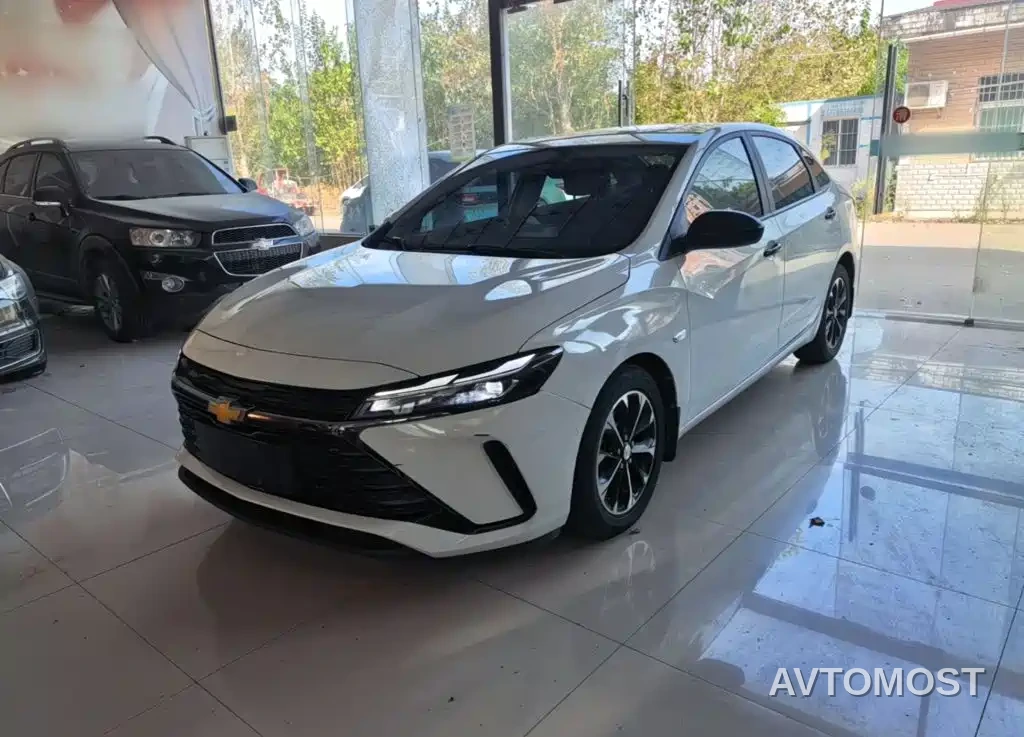 Chevrolet Monza 2023 1.3T Mild Hybrid Automatic Premium Edition — фото 1