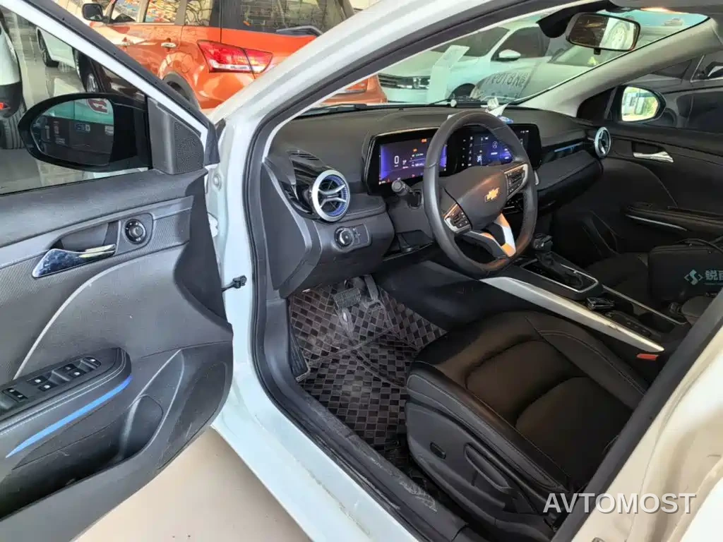 Chevrolet Monza 2023 1.3T Mild Hybrid Automatic Premium Edition — фото 16