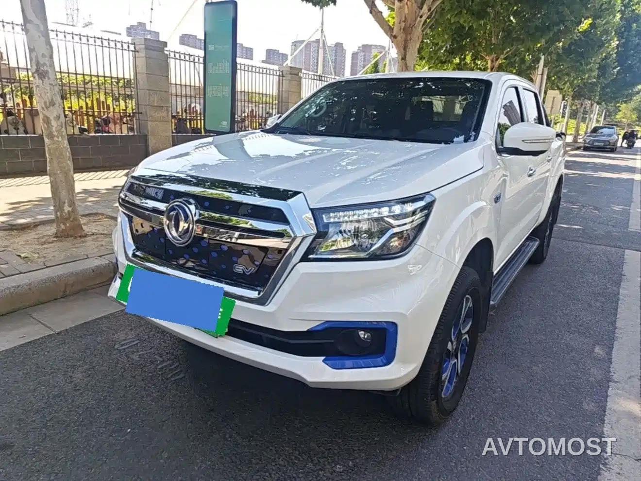 Dongfeng Rich 6 New Energy 2023 Bucket Standard Edition 350km — фото 1