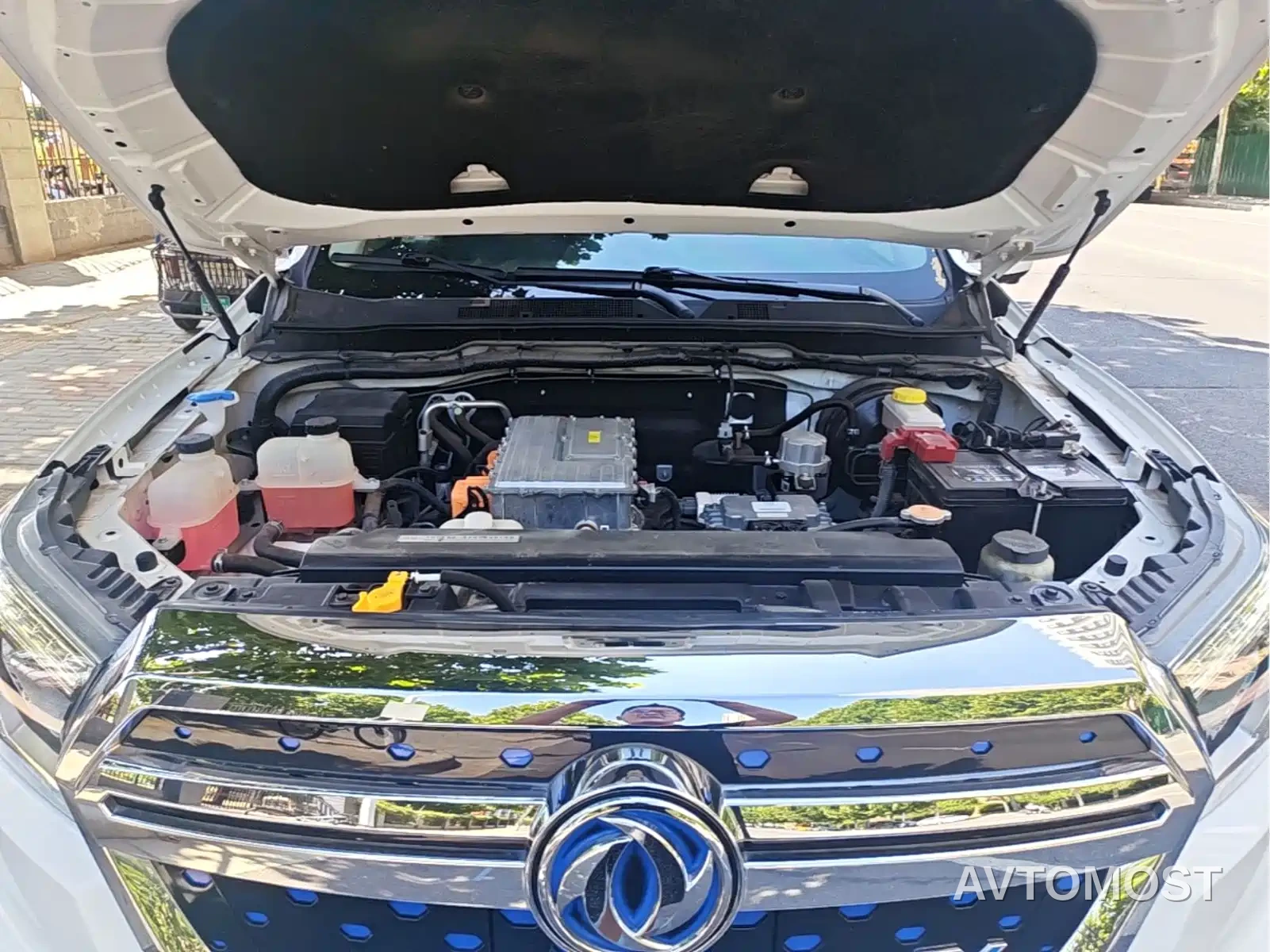 Dongfeng Rich 6 New Energy 2023 Bucket Standard Edition 350km — фото 14