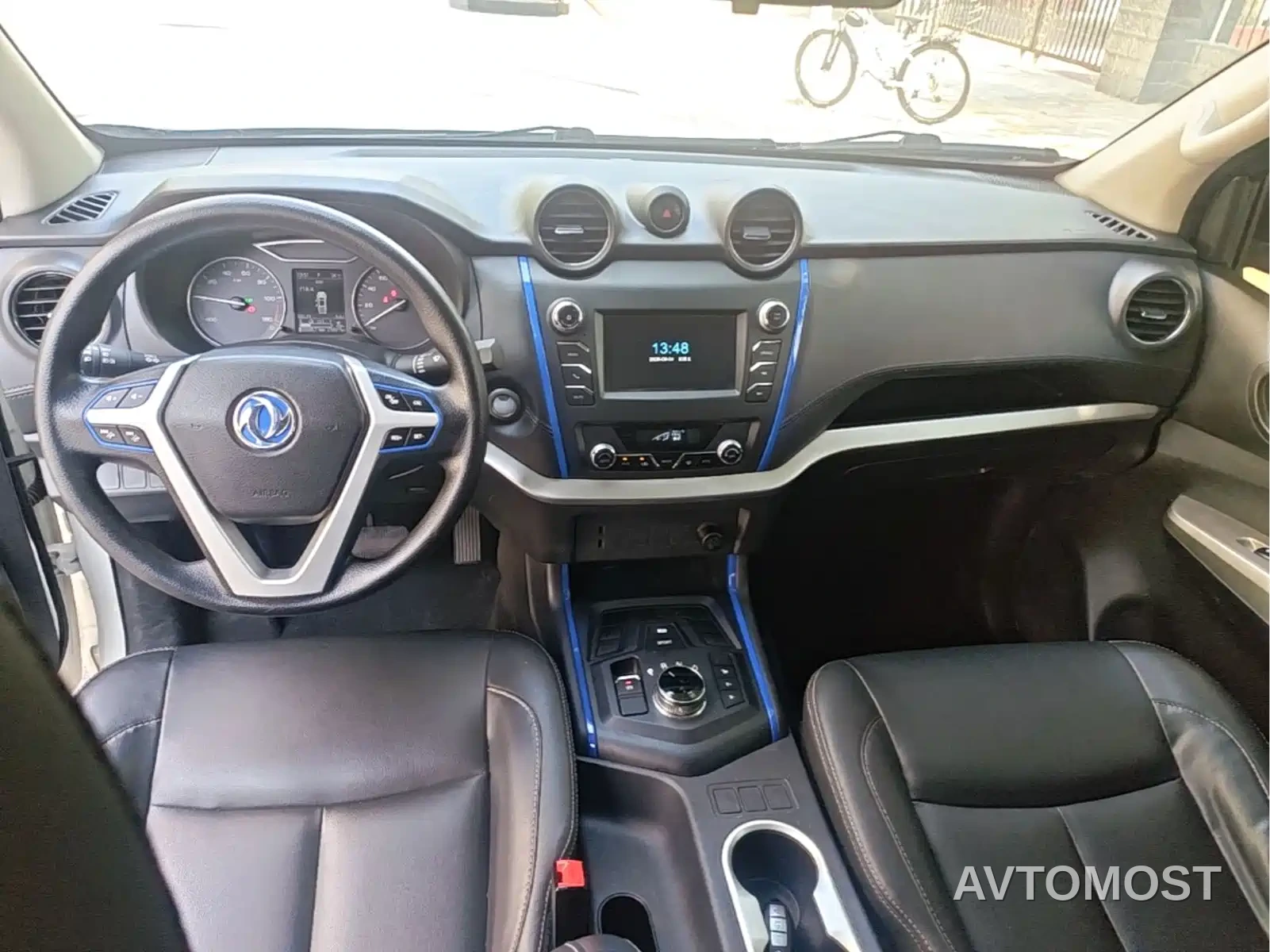Dongfeng Rich 6 New Energy 2023 Bucket Standard Edition 350km — фото 16