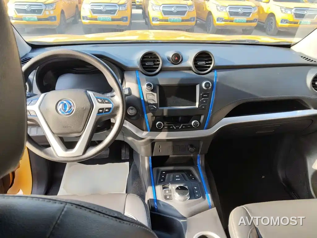 Dongfeng Rich 6 New Energy 2023 Palasso Van Standard Edition 320km — фото 10