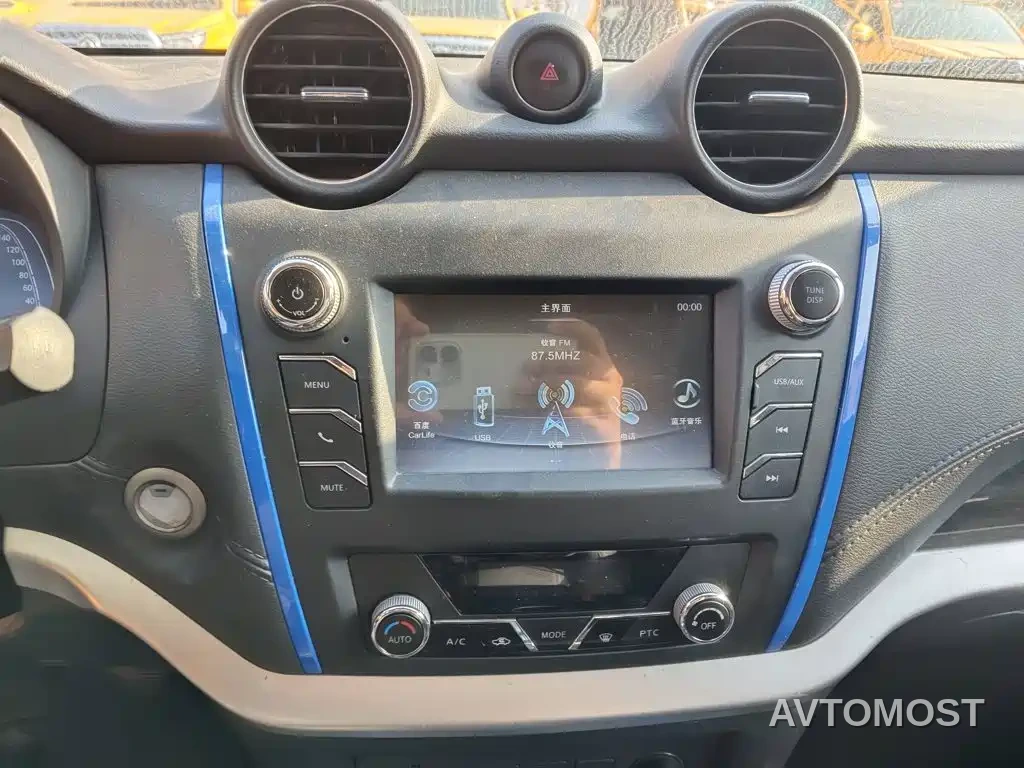 Dongfeng Rich 6 New Energy 2023 Palasso Van Standard Edition 320km — фото 13