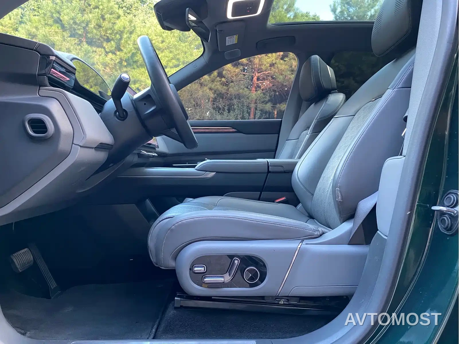 Zeekr 7X 2025 Model 75kWh RWD Smart Driving Edition — фото 7