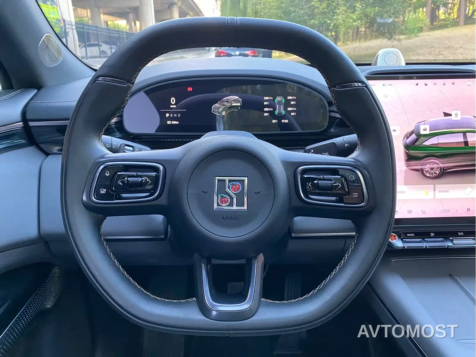 Zeekr 7X 2025 Model 75kWh RWD Smart Driving Edition — фото 12