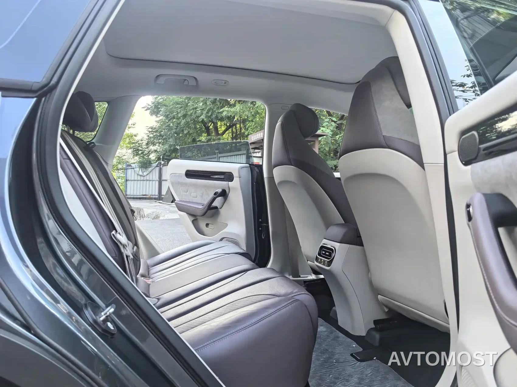 Leapmotor C11 2023 Range Extender 180 Comfort Edition — фото 9