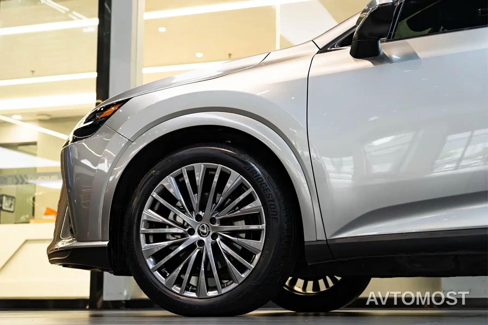 Lexus RX New Energy 2023 450h+ 4WD Enjoyment — фото 7