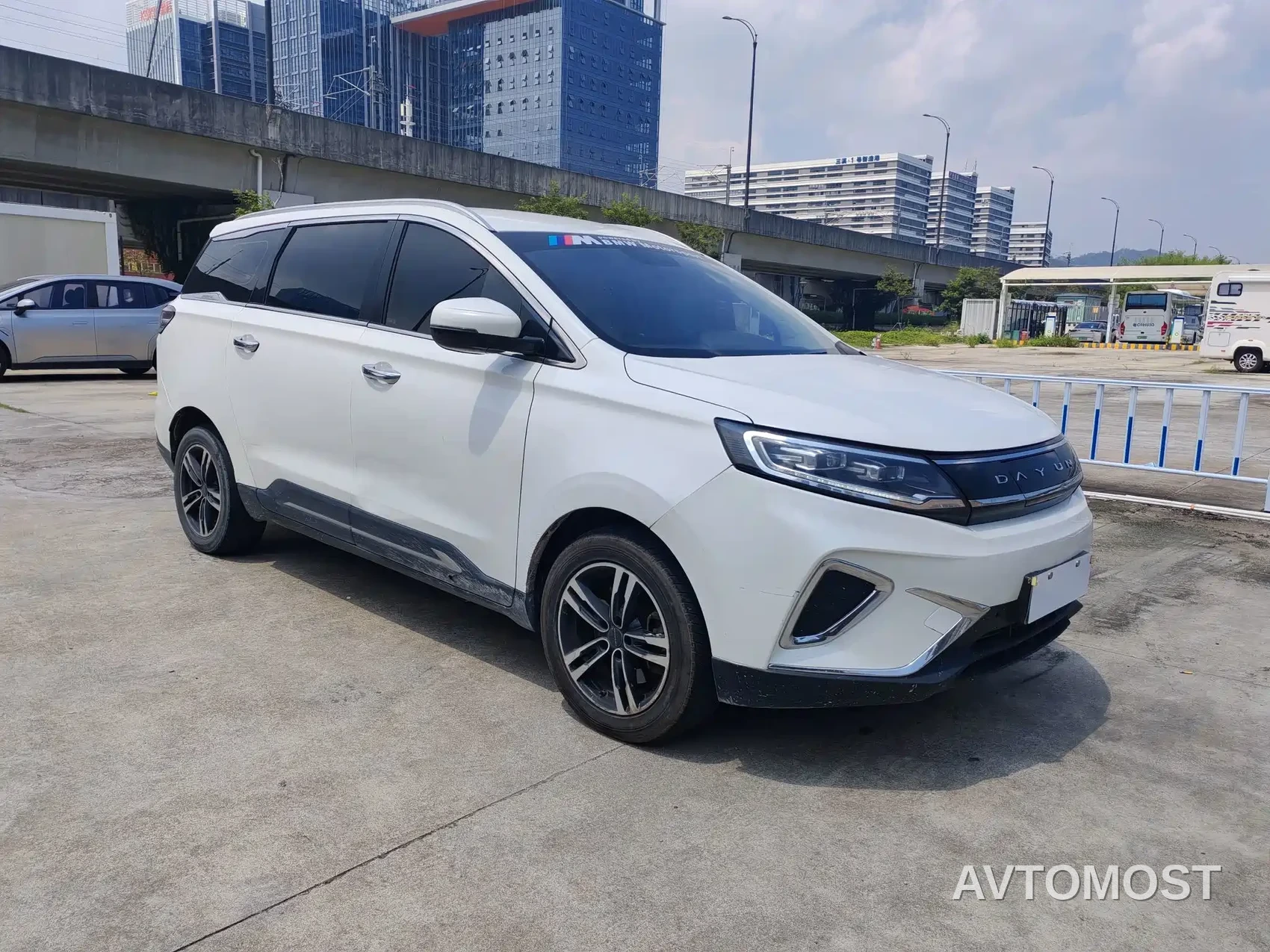 Dayun Yuanzhi M1 2021 7-seater 405 Winning Edition — фото 3